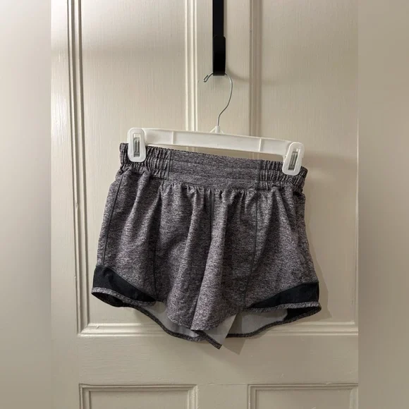 Lululemon Athletica Hotty Hot Short - Picture 2 of 3